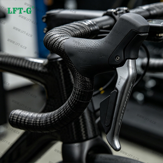 自行车手动变速器材料的革新,LFT使其更轻、更强、更耐用